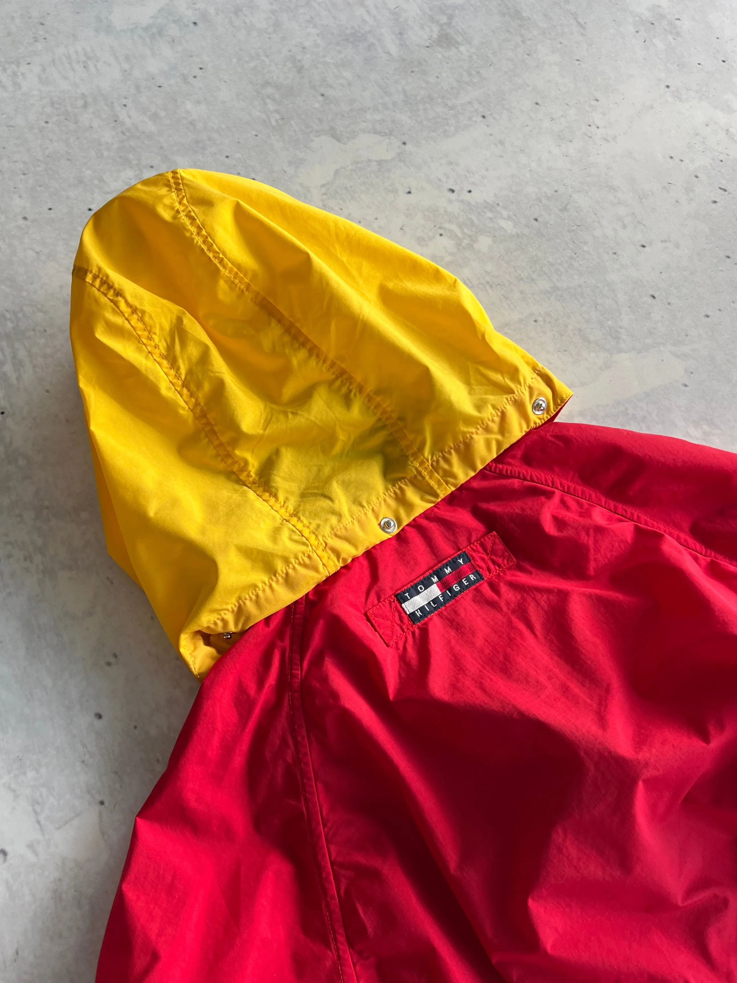 90's Tommy Hilfiger Zip Up Jacket (M)