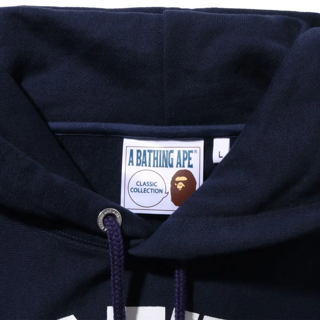 A Bathing Ape Men Classic College Relaxed Fit Pullover Hoodie (navy)