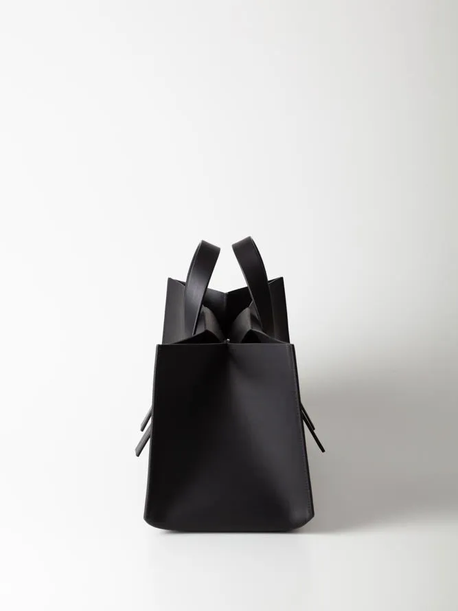 Arrhe Studio DoppioCubo Handbag in Black by Arrhe Studio