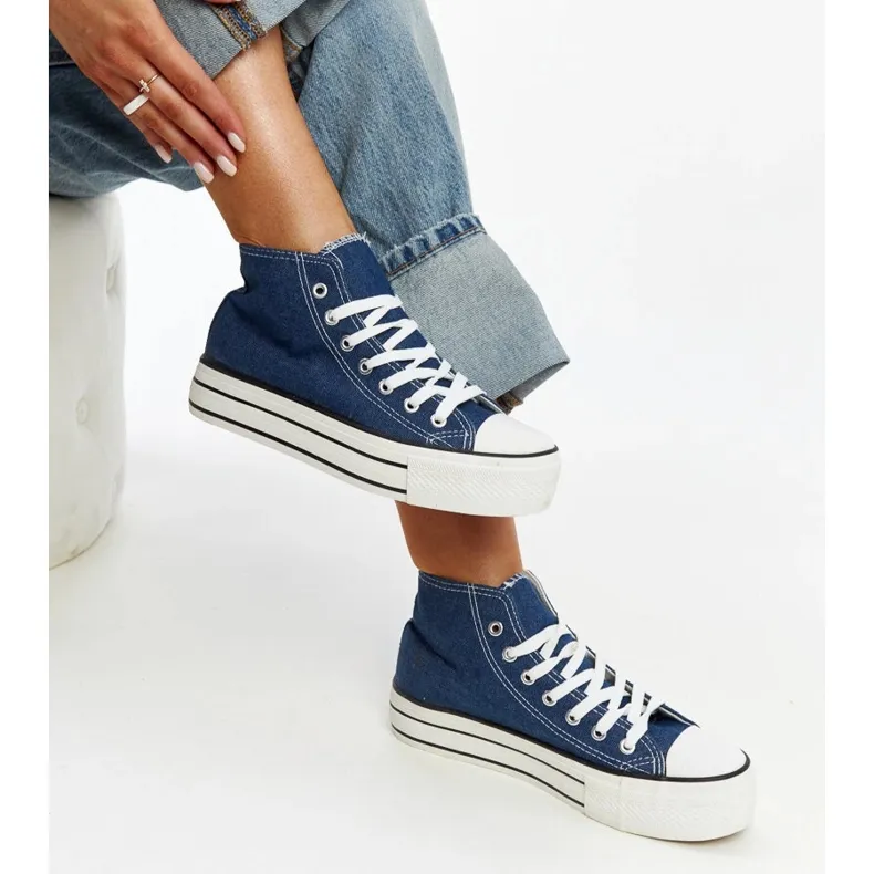 Bagy high-top denim sneakers with a thick sole blue