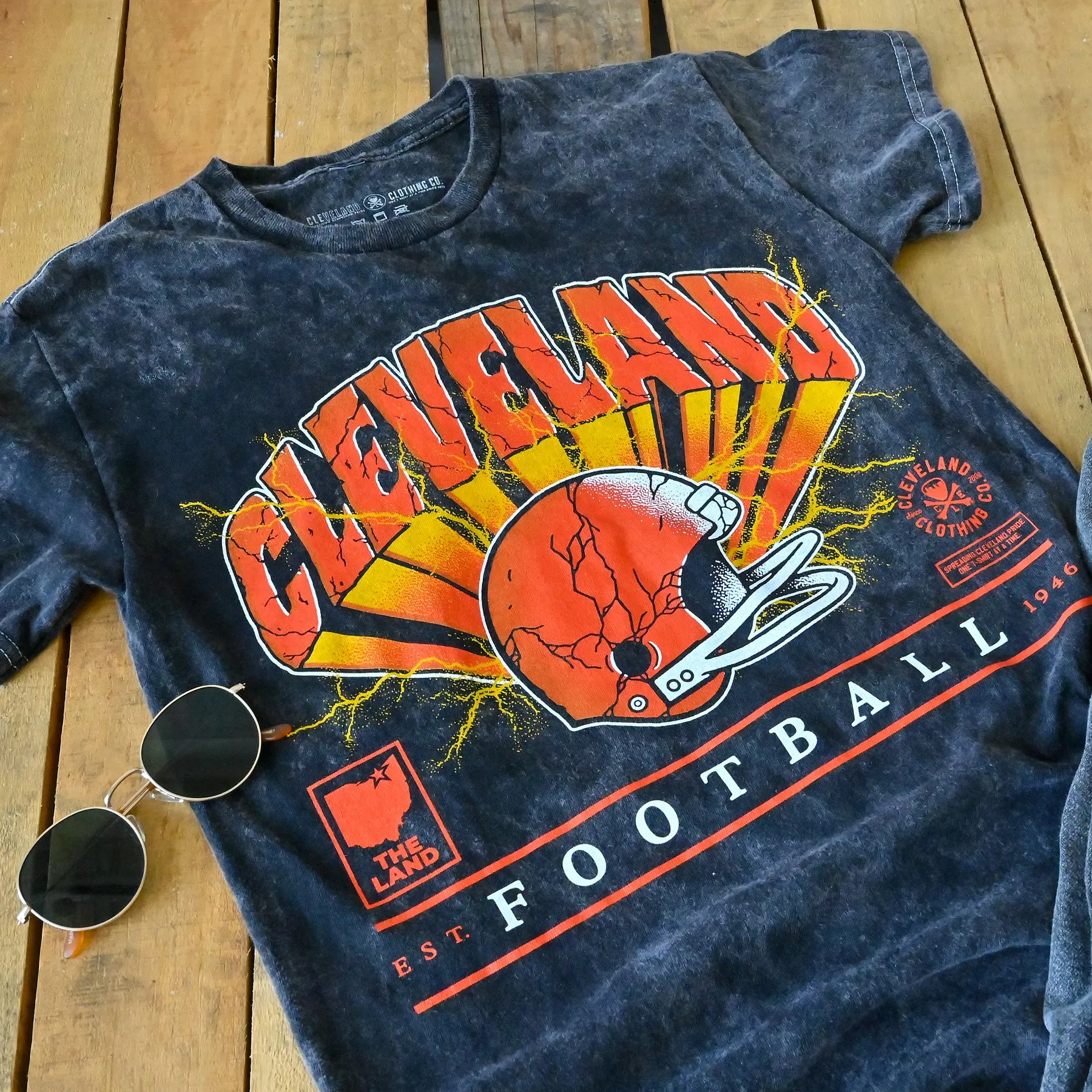 Cleveland Lightning Helmet - Unisex Crew T-Shirt-