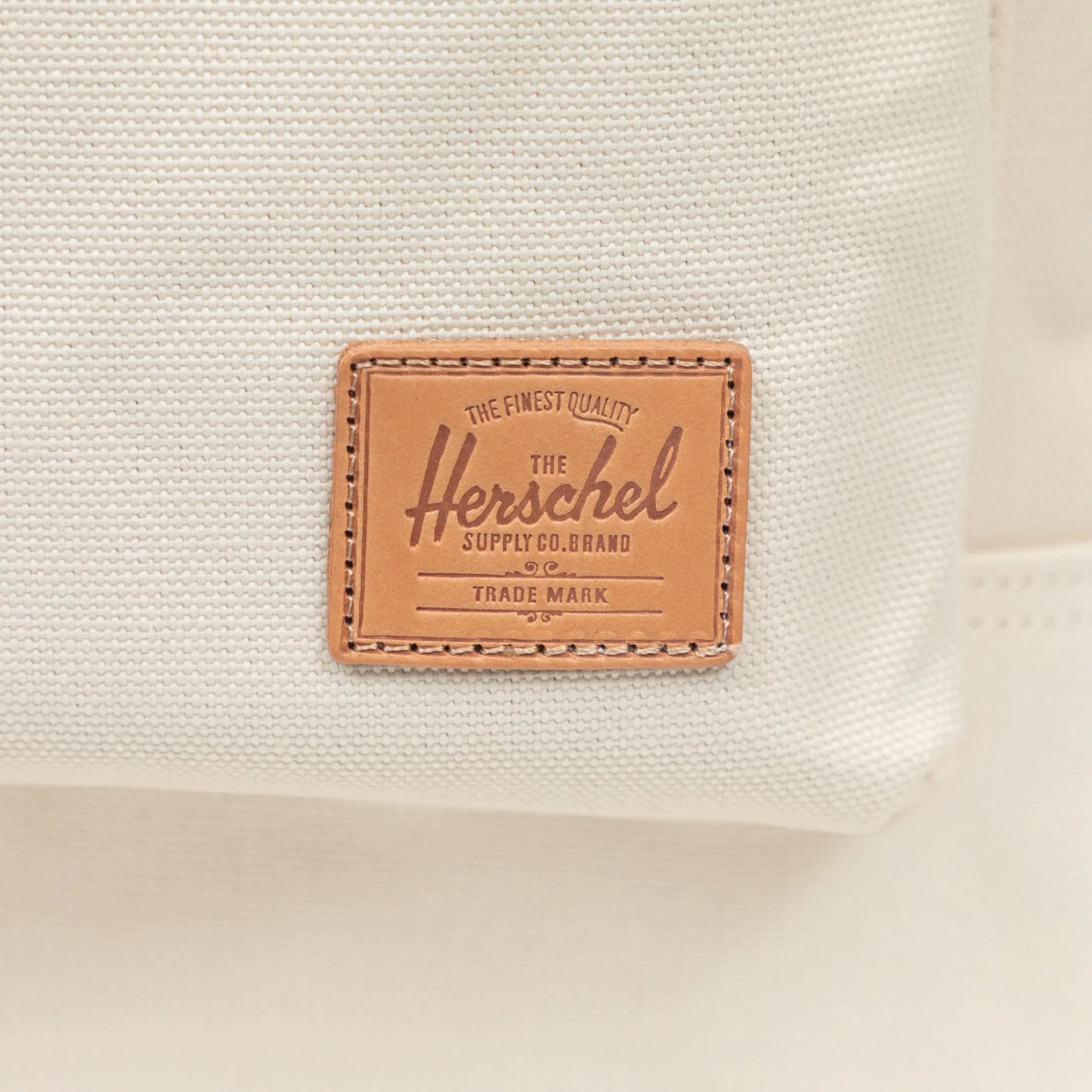 HERSCHEL SUPPLY CO. HERSCHEL SUPPLY CO. Heritage Canvas Backpack in CREAM