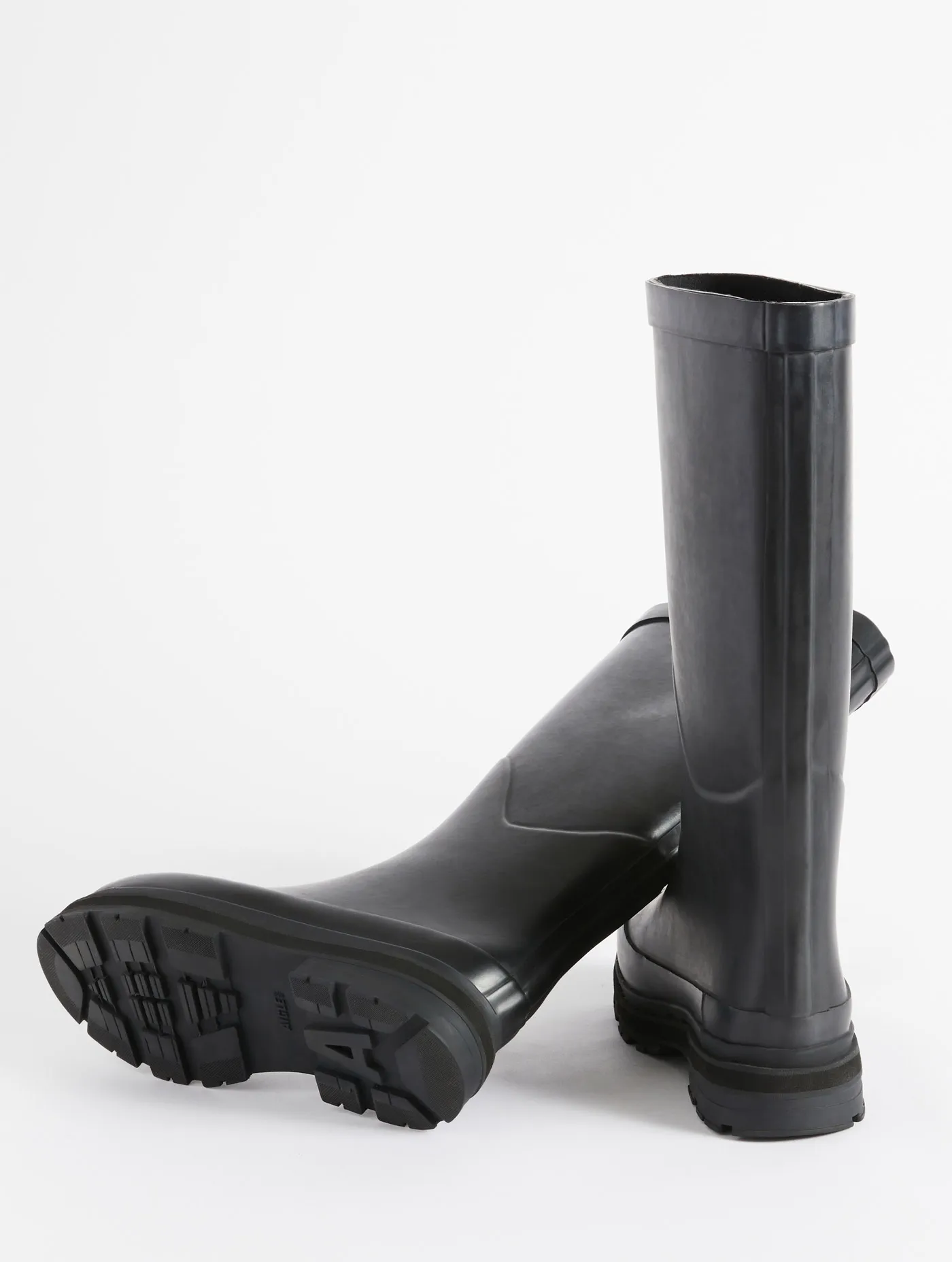 Men hybrid rain boot for unbeatable style