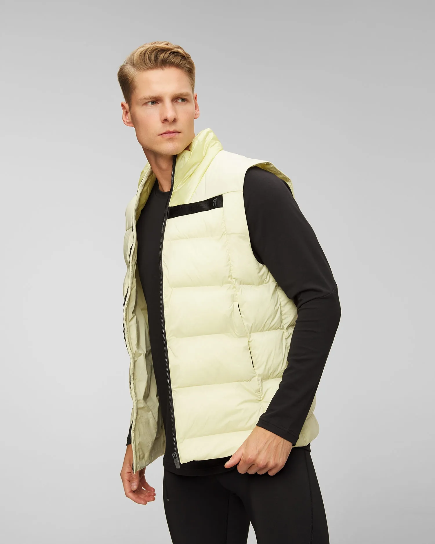 Men's insulated waistcoat On Running Challenger  1MD30040489-endive