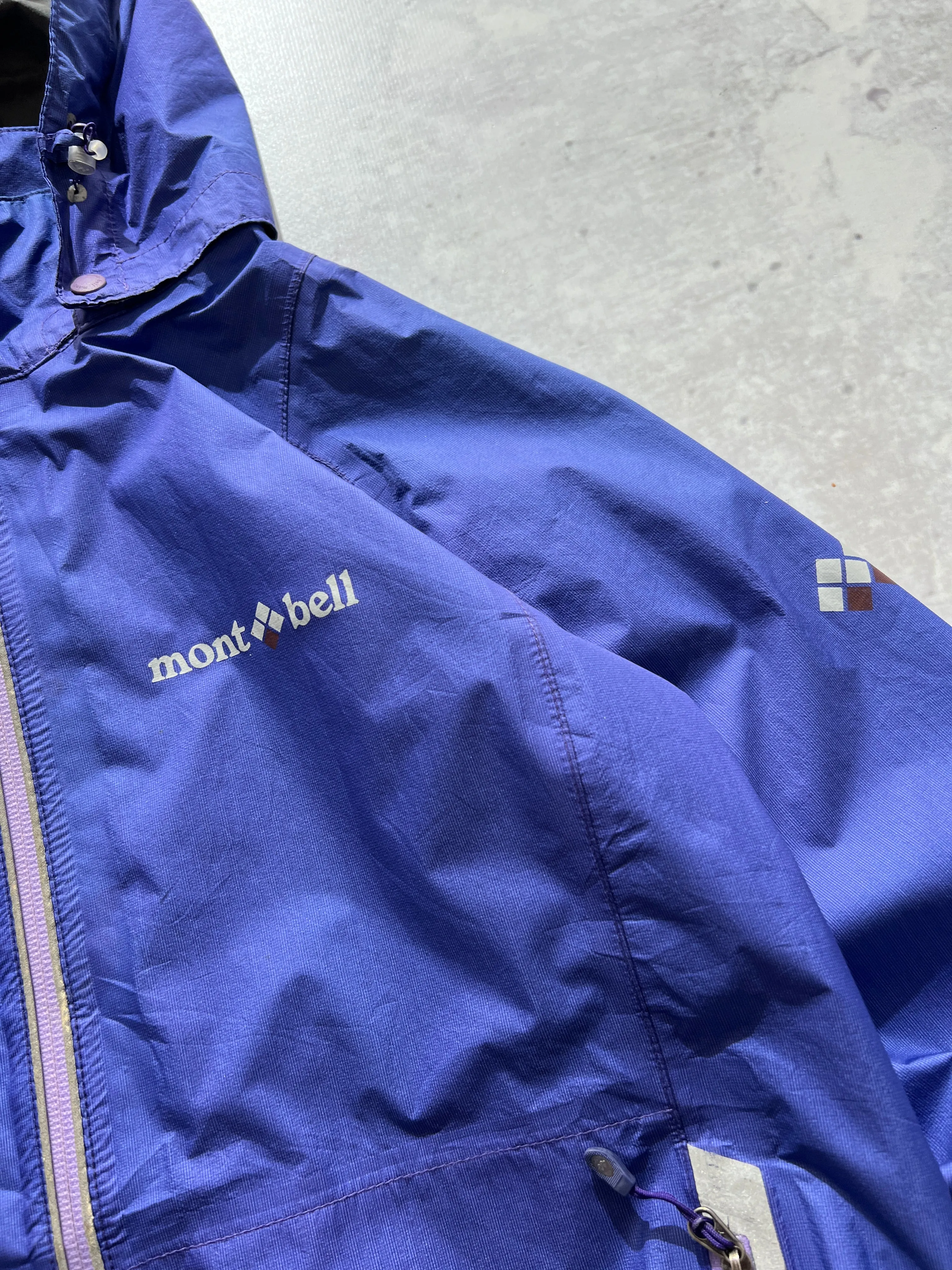 Mont Bell Gore-Tex zip up hooded jacket (Women's S)