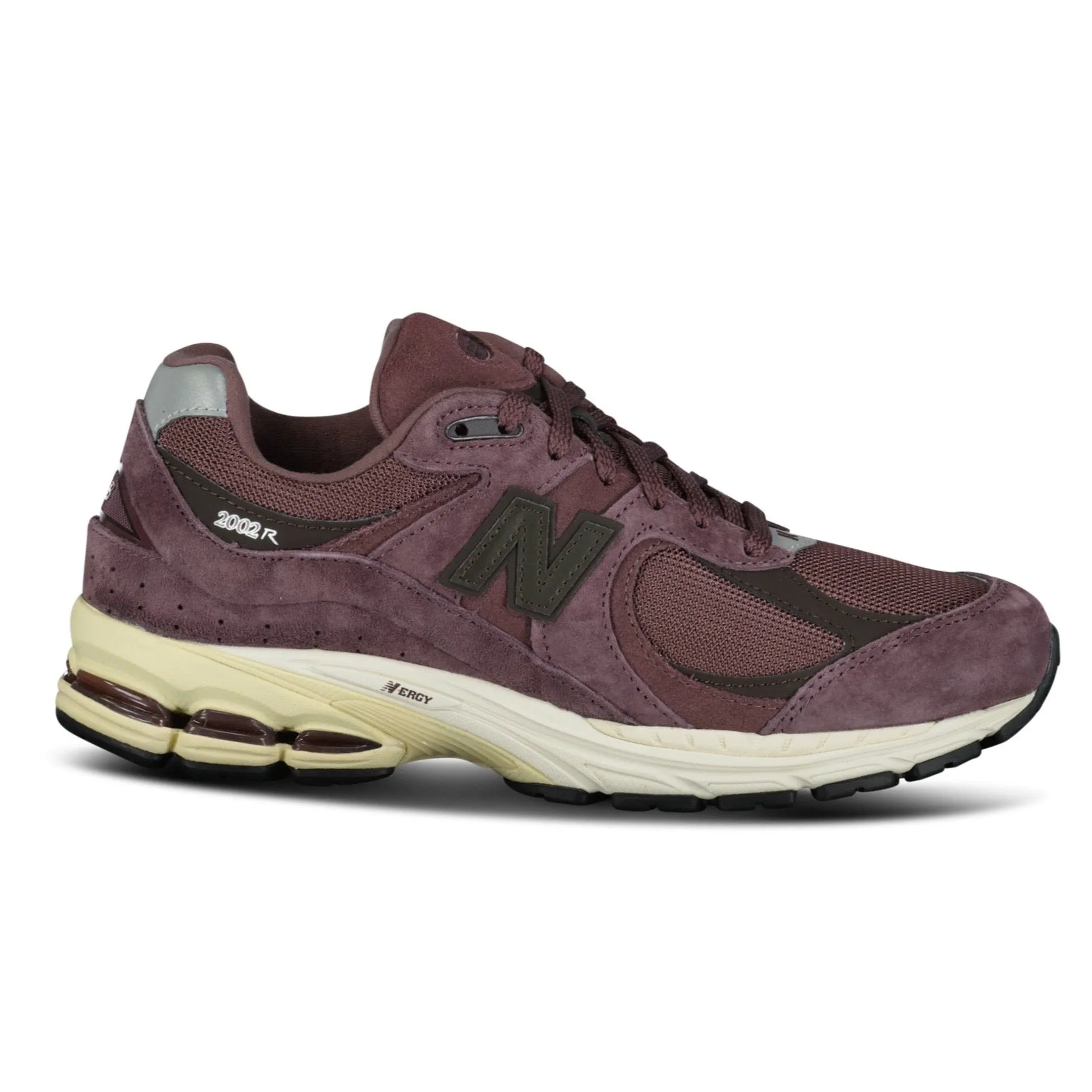 NEW BALANCE 2002 TRUFFLE TRAINERS