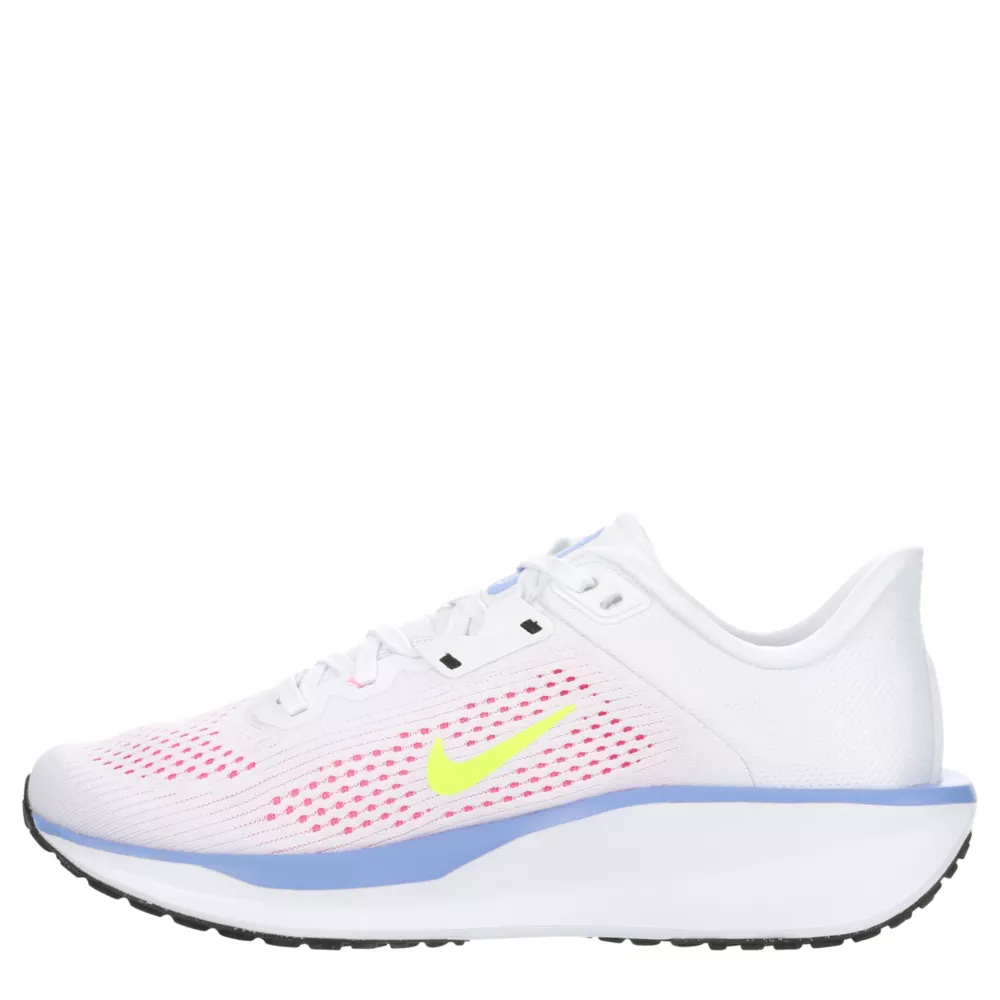 NIKE  WOMENS QUEST 6 RUNNING SHOE