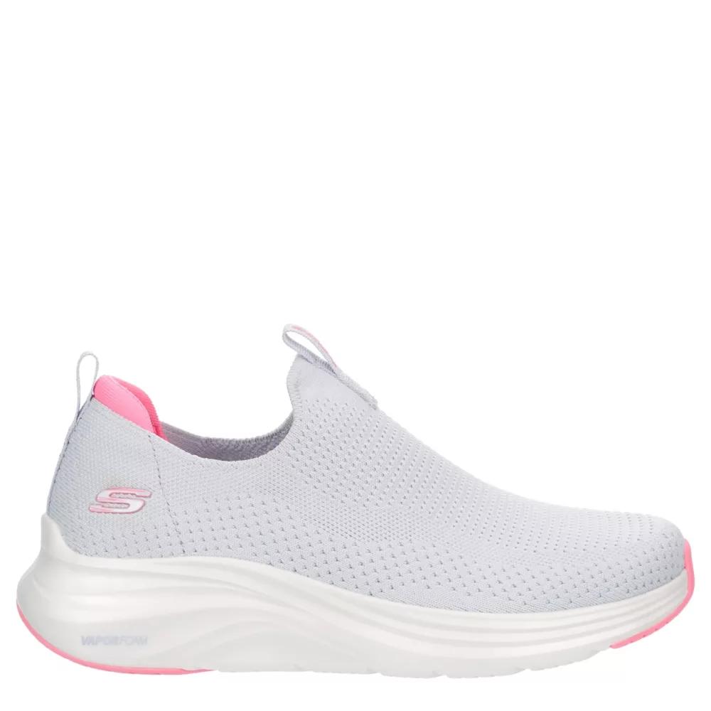 SKECHERS  WOMENS VAPOR FOAM RUNNING SHOE