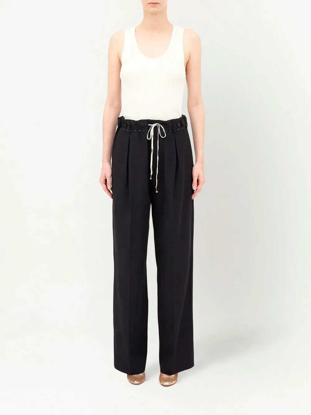 Straight-leg trousers