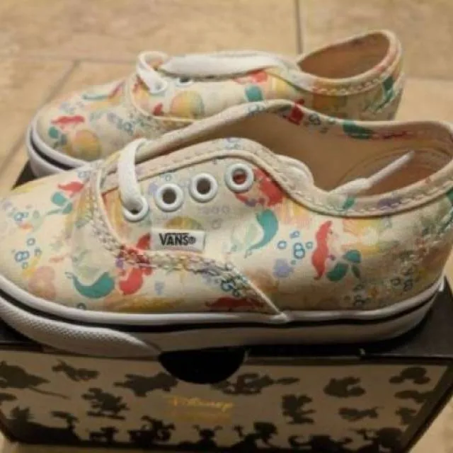 Vans x disney ariel print little mermaid world princess girls kids shoe size 3.5