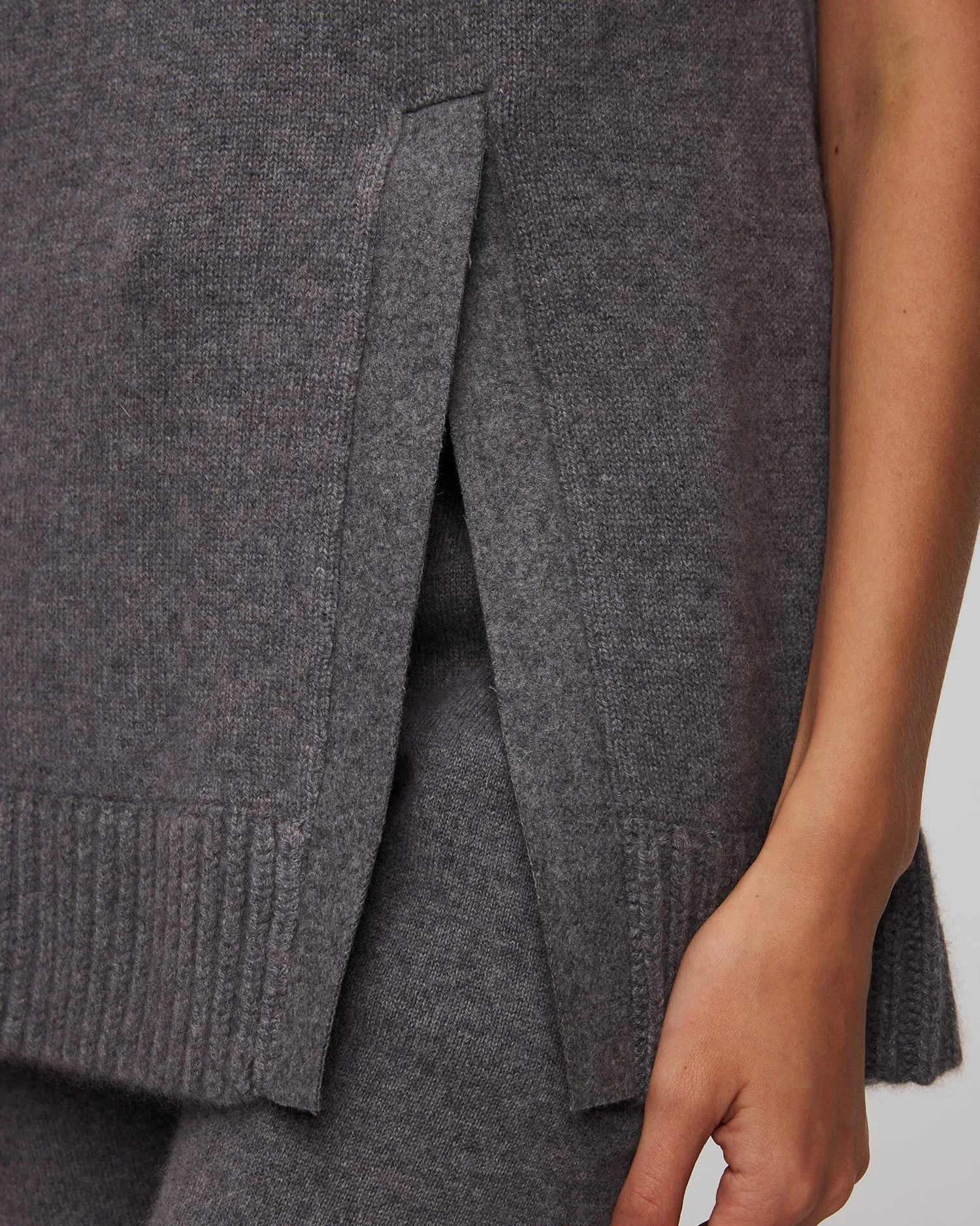 Women's grey cashmere waistcoat Kujten Manal F4324-1300